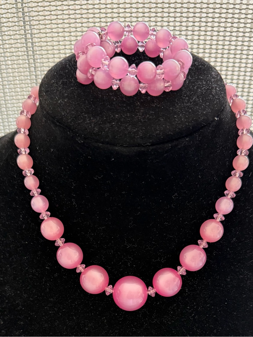 Vintage pink moon glow and crystal beaded necklace and bracelet set.